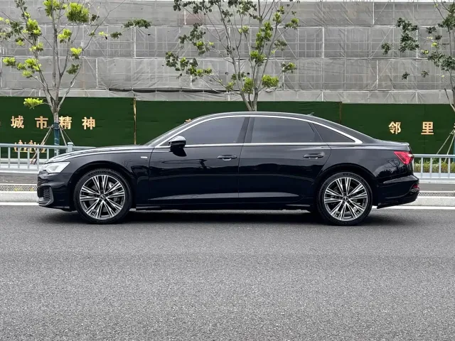 Audi A6L — Фото автомобиля 3