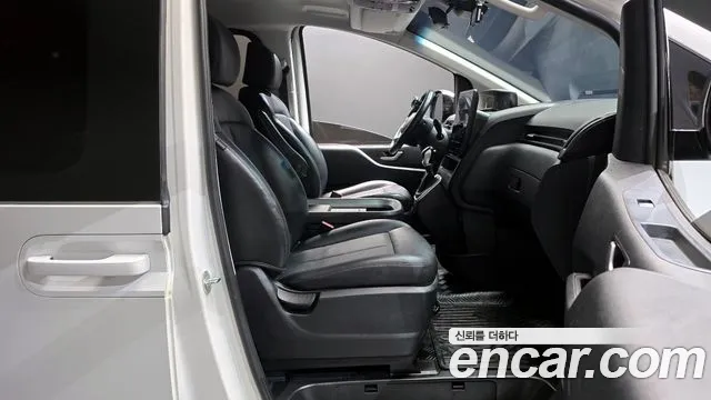 Hyundai Staria Staria Карго 5 мест — Фото автомобиля 11