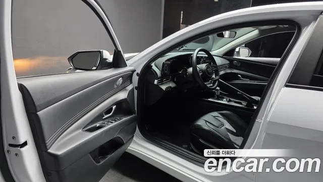 Hyundai Avante — Фото автомобиля 10