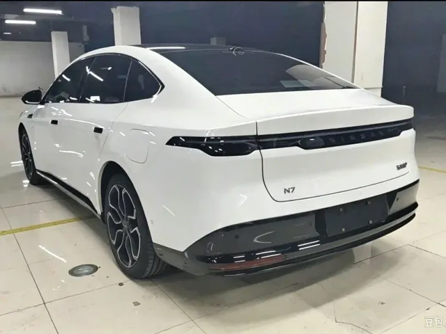 Nissan N7 — Фото автомобиля 7
