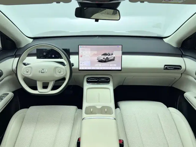Changan Qiyuan Q05 — Фото автомобиля 18