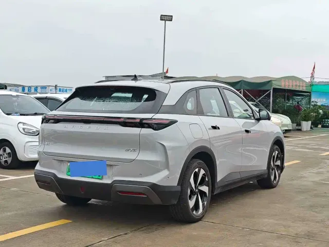 Arcfox Alpha T5 — Фото автомобиля 5