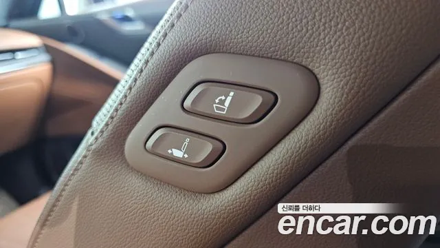 Genesis G80 Бензин 2.5 турбо AWD — Фото автомобиля 18