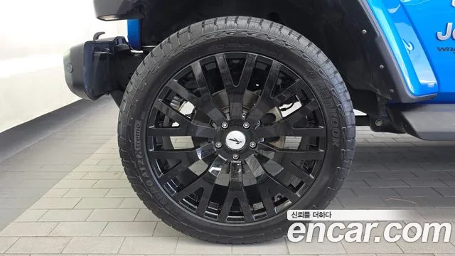 Jeep Wrangler JL — Фото автомобиля 5