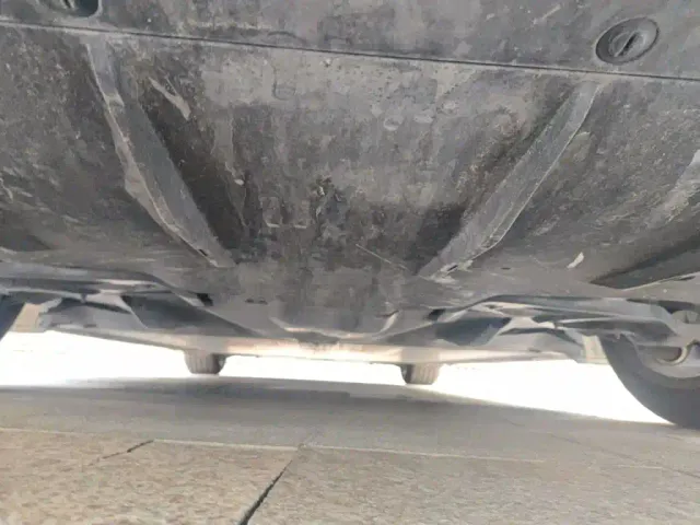 Tesla Model 3 — Фото автомобиля 24