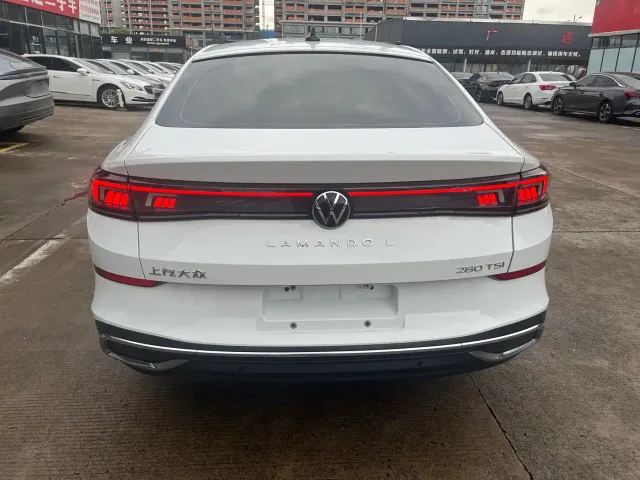 Volkswagen Lamando — Фото автомобиля 17