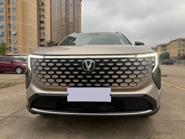 Changan CS55 Plus — Фото автомобиля 2