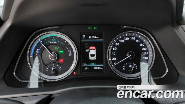 Hyundai Sonata — Фото автомобиля 8