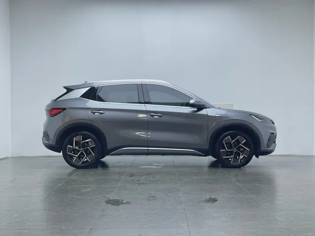 BYD Yuan PLUS — Фото автомобиля 7