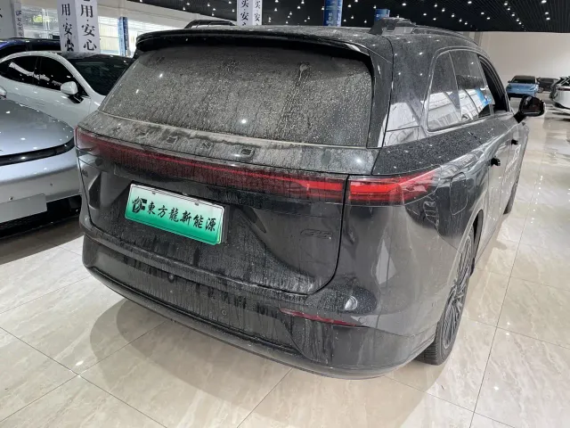 Xpeng G9 — Фото автомобиля 6