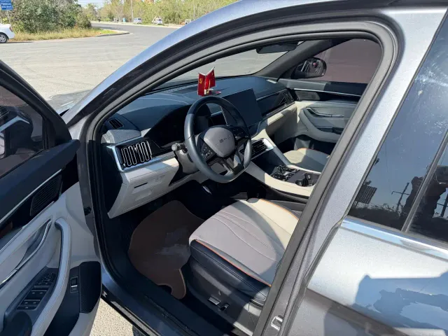 BYD Song PLUS — Фото автомобиля 4