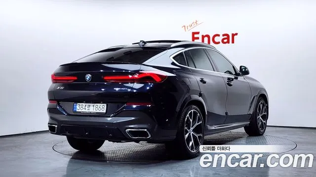 BMW X6 xDrive40i M Sport — Фото автомобиля 2