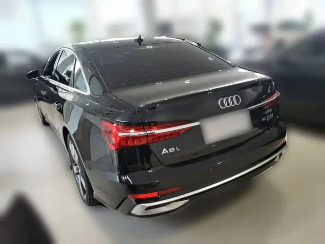 Audi A6L — Фото автомобиля 6