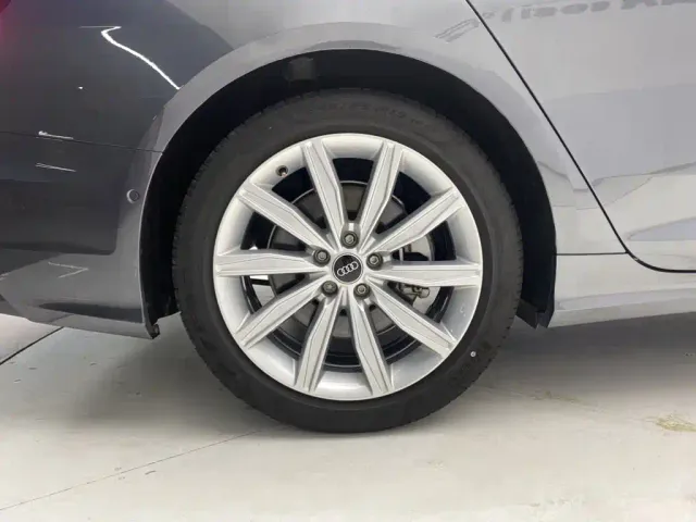 Audi A6L — Фото автомобиля 11