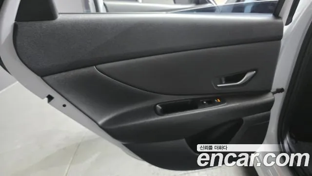 Hyundai AVANTE Avante (CN7) — Фото автомобиля 25