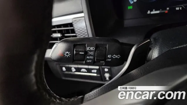 KG_Mobility_Ssangyong Rexton All Rexton Дизель 2.2 2WD — Фото автомобиля 10