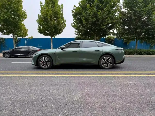 Exeed Exlantix ES 2025 Range Extender Pro Highway Assist — Фото автомобиля 8