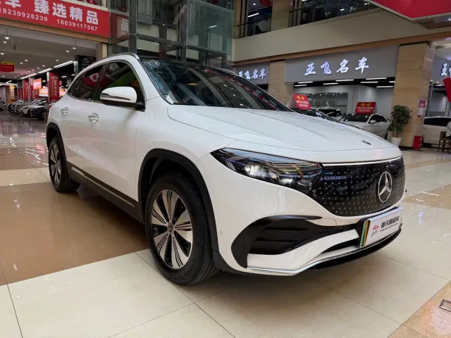 Mercedes-Benz EQA — Фото автомобиля 4