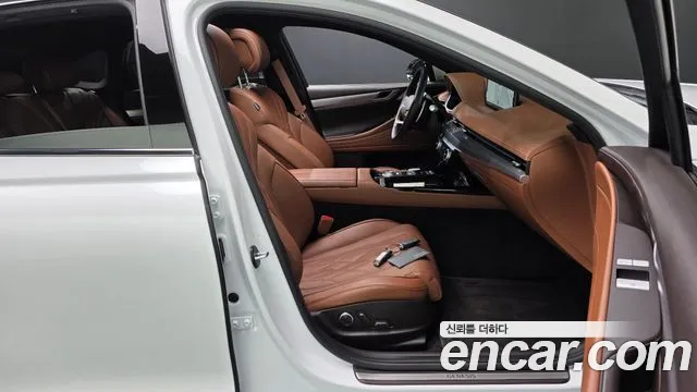 Genesis G80 Бензин 2.5 турбо AWD — Фото автомобиля 23