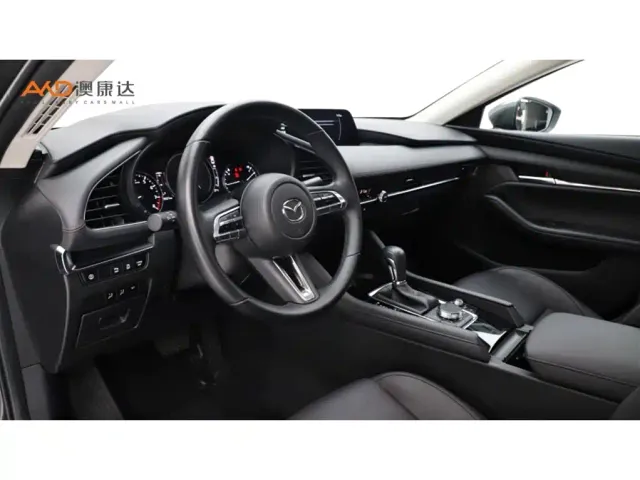 Mazda Axela — Фото автомобиля 6
