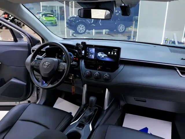 Toyota Corolla Cross — Фото автомобиля 19