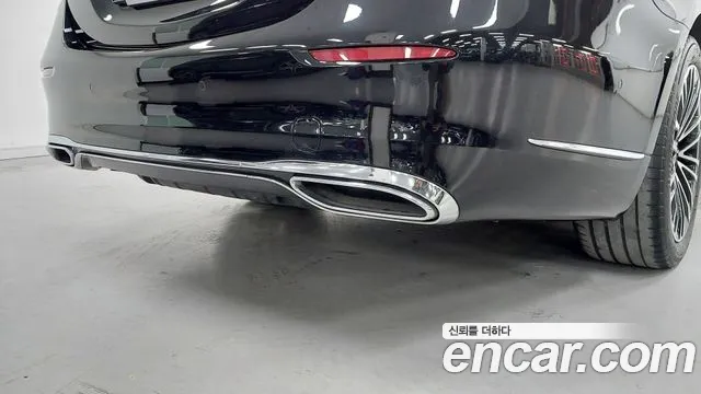 Mercedes-Benz S-Class — Фото автомобиля 18