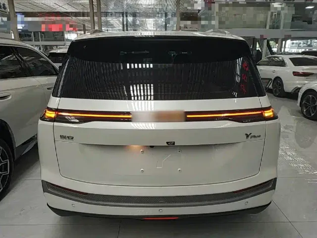 GAC Aion Y — Фото автомобиля 5