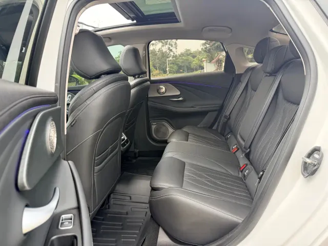 Chery Arrizo 8 — Фото автомобиля 5