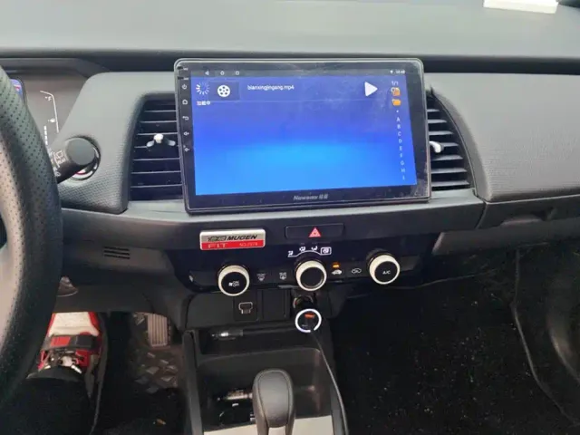 Honda Fit — Фото автомобиля 13