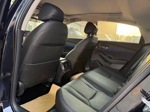 Honda Accord — Фото автомобиля 5
