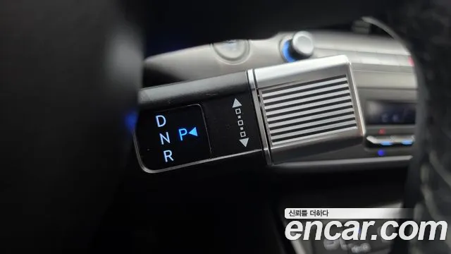 Hyundai Kona — Фото автомобиля 12