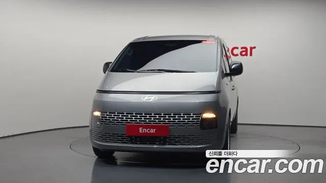 Hyundai Staria Staria Карго 3 места — Фото автомобиля 3