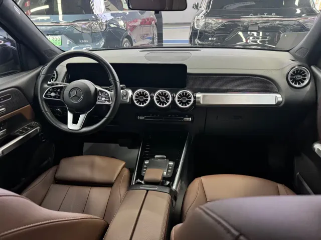 Mercedes-Benz GLB-Class — Фото автомобиля 8