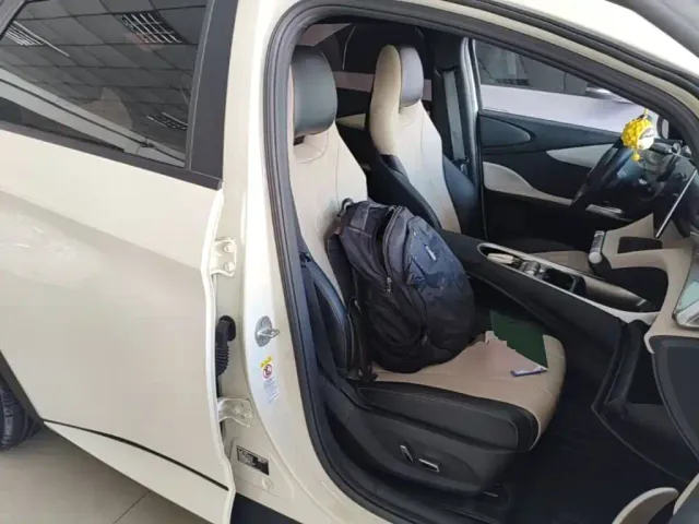 BYD Dolphin — Фото автомобиля 24