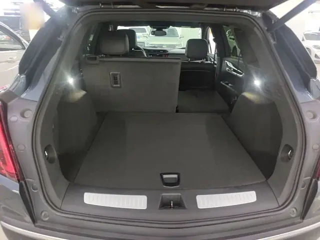 Cadillac XT5 — Фото автомобиля 18