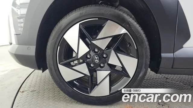 Hyundai Kona SX2 — Фото автомобиля 5