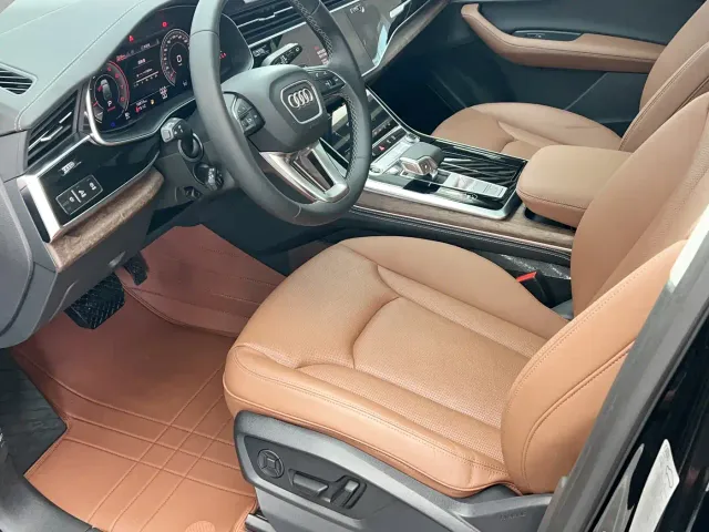 Audi Q7 — Фото автомобиля 13