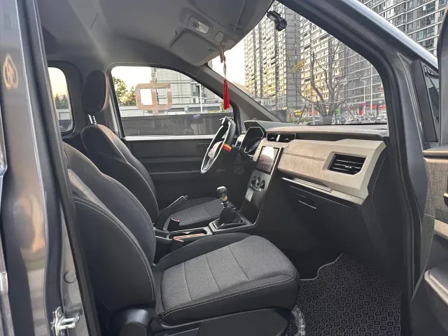 Wuling Zhengcheng — Фото автомобиля 12