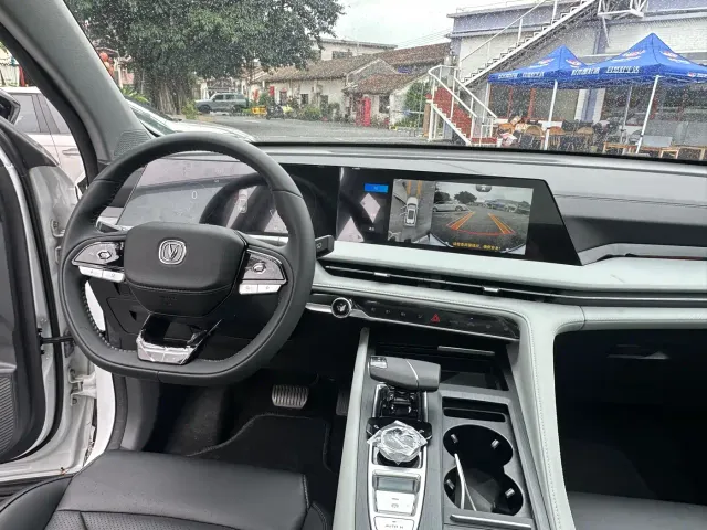 Changan CS75 Plus — Фото автомобиля 10