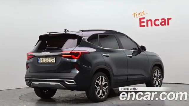 Kia Seltos — Фото автомобиля 2