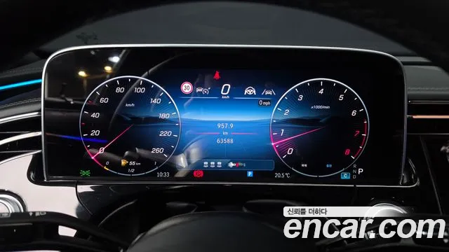 Mercedes-Benz E-Class — Фото автомобиля 8
