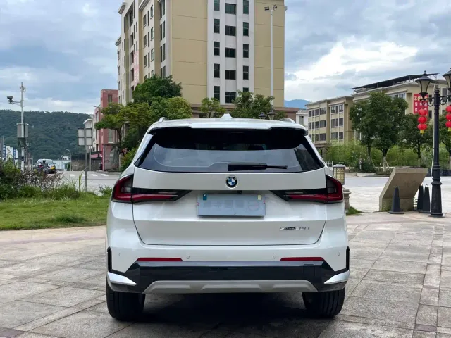 BMW X1 — Фото автомобиля 7