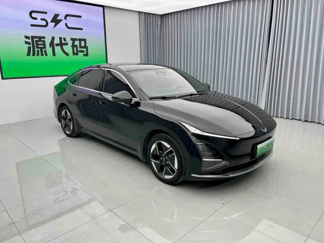 Wuling Starlight — Фото автомобиля 3