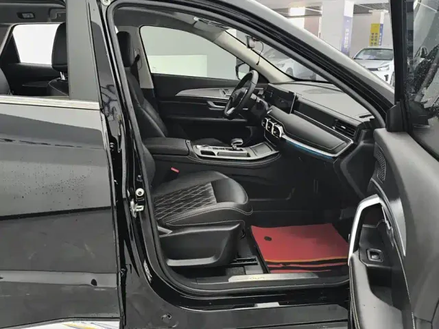 Jetour X70 Plus — Фото автомобиля 8