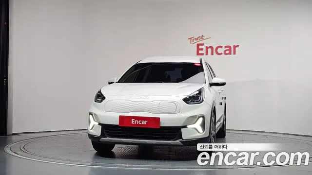 Kia Niro Niro Plus Air — Фото автомобиля 3