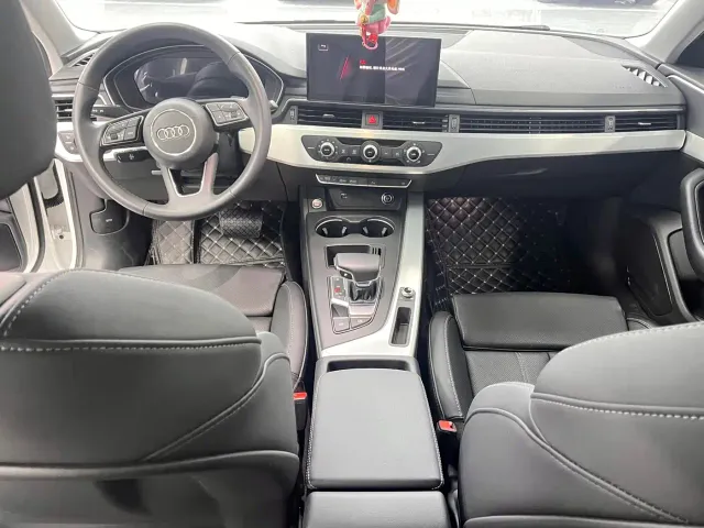 Audi A4L — Фото автомобиля 10