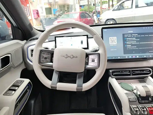 BYD FangChengBao Titanium 3 — Фото автомобиля 10