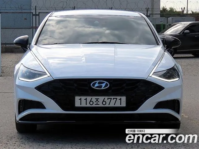 Фотография автомобиля — Hyundai Sonata