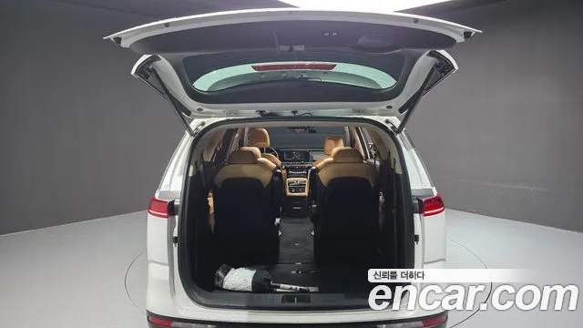 Kia Carnival 4th Gen — Фото автомобиля 24