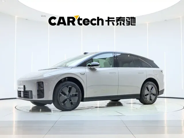 Li Auto i6 — Фото автомобиля 11